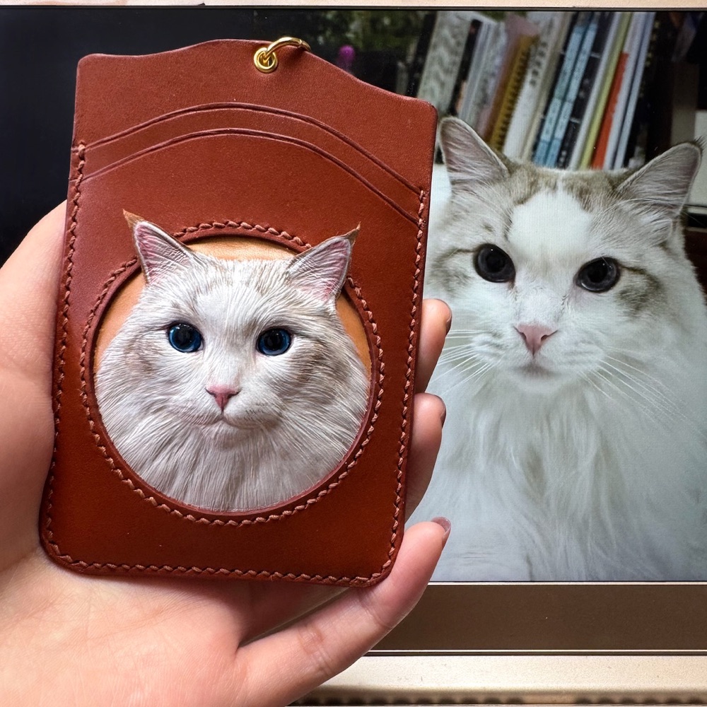 Custom Hand-Carved Leather Card Holder – Personalized Pet Portrait - Image 2